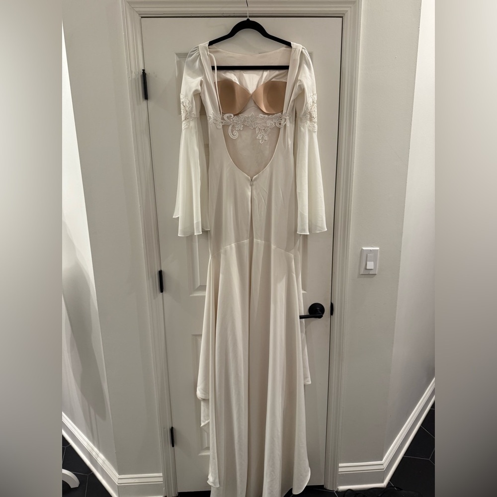 Claire Pettibone Lily Wedding Dress Gown Bohemian Long Sleeve Size 8 — image 8 of 8